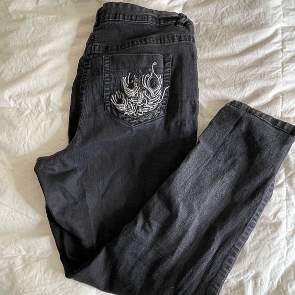 D/C black flame denim jeans (plus size) - Picture 3 of 8